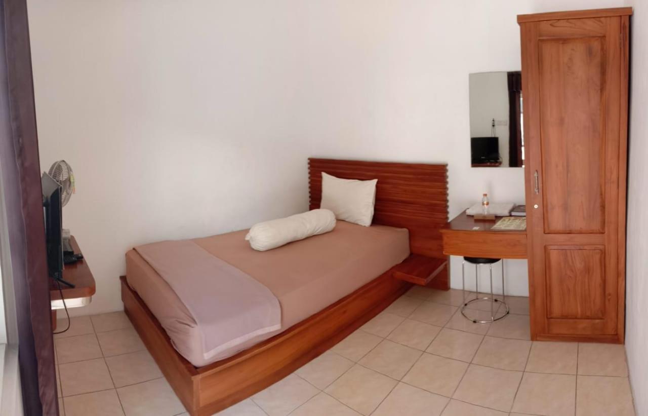 Sultan Guesthouse Тулунгагун Екстериор снимка