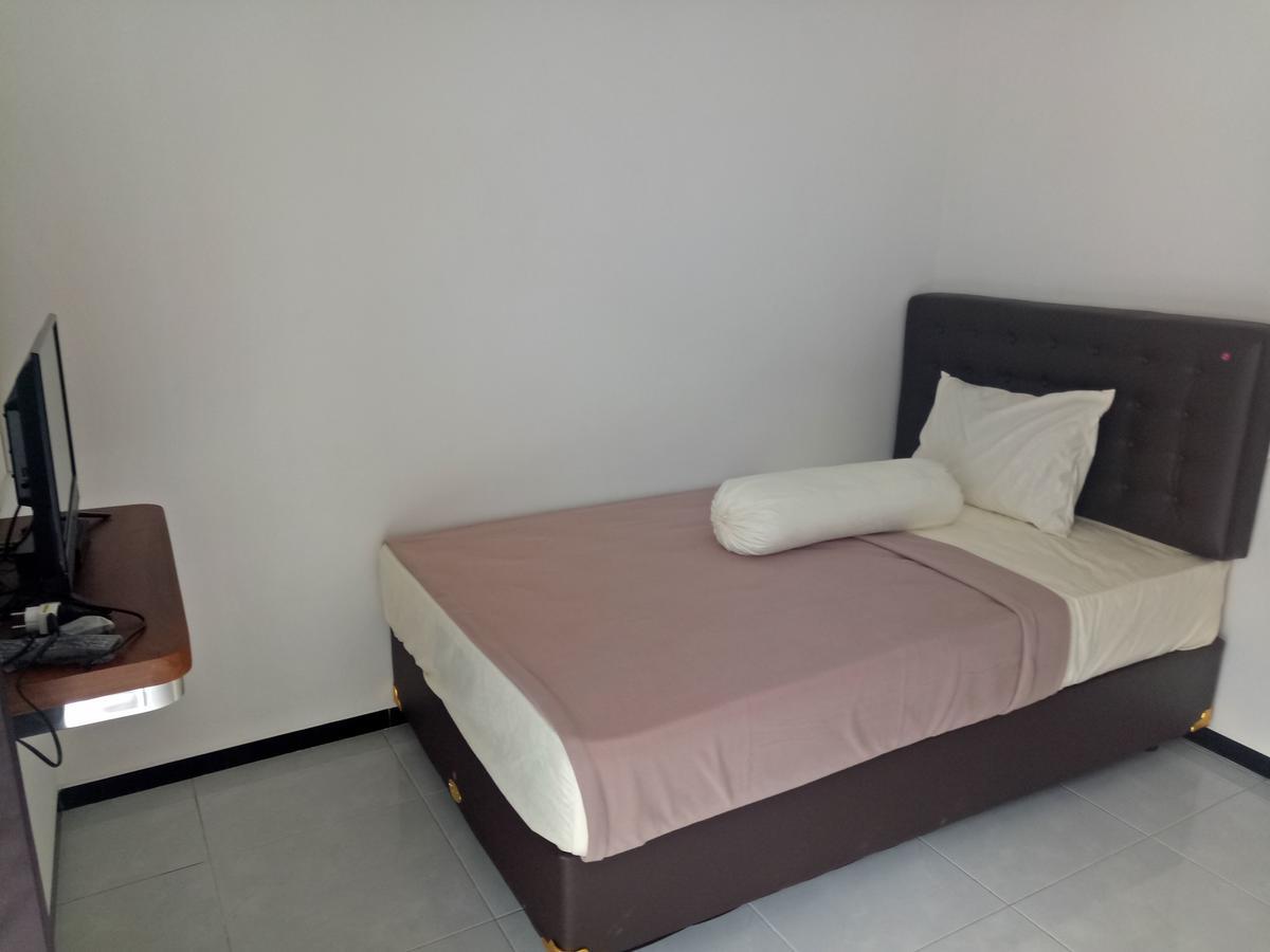 Sultan Guesthouse Тулунгагун Екстериор снимка