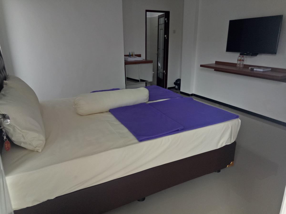 Sultan Guesthouse Тулунгагун Екстериор снимка