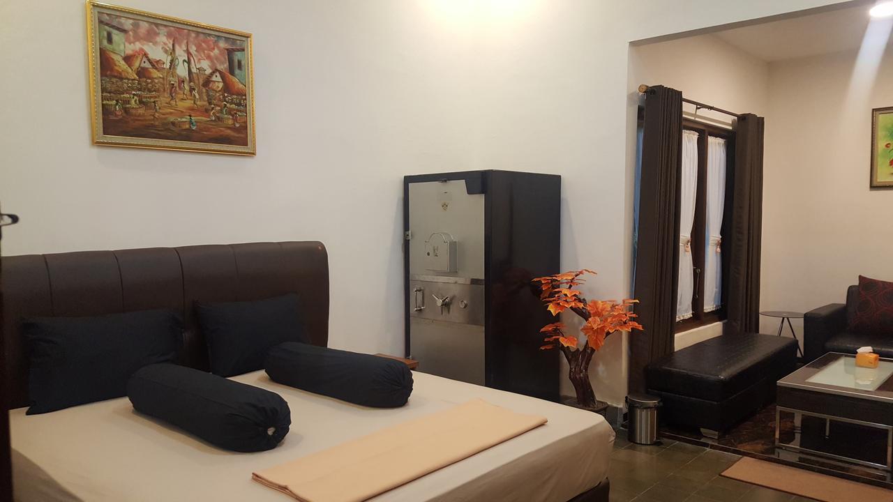 Sultan Guesthouse Тулунгагун Екстериор снимка
