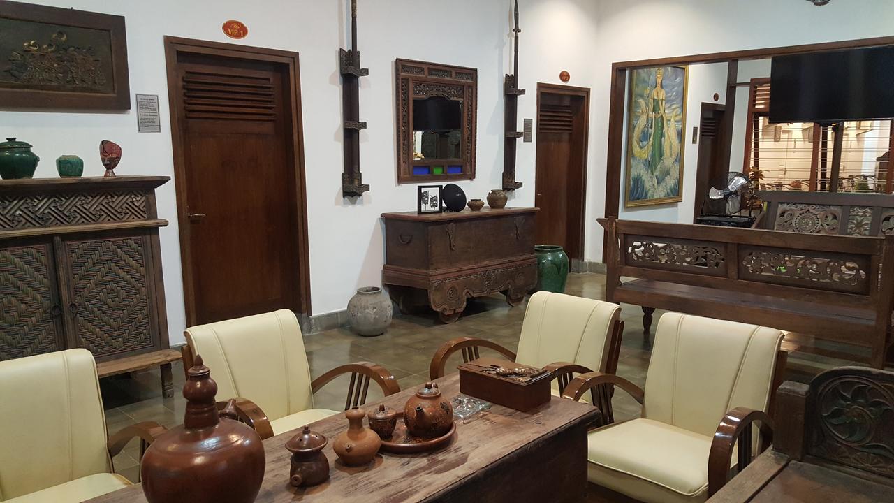 Sultan Guesthouse Тулунгагун Екстериор снимка