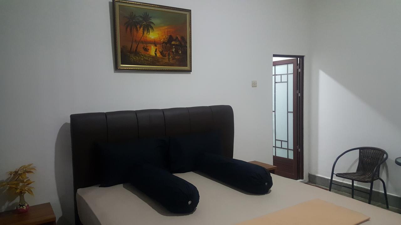 Sultan Guesthouse Тулунгагун Екстериор снимка